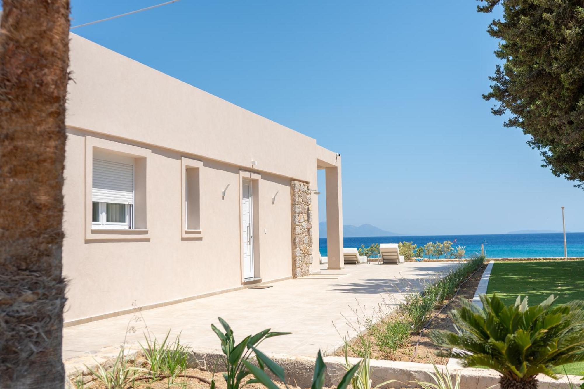 Nalu Luxury Suites Adults Only Kefalos  Exterior photo