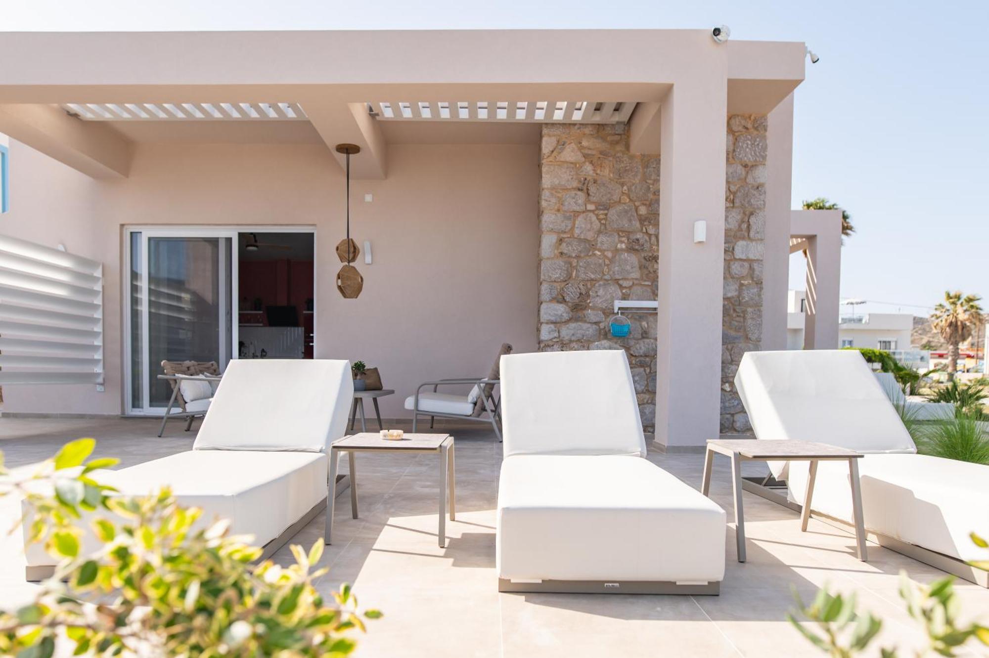 Nalu Luxury Suites Adults Only Kefalos  Exterior photo
