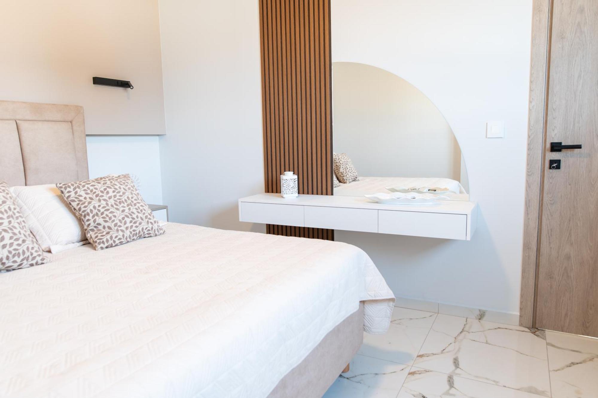 Nalu Luxury Suites Adults Only Kefalos  Exterior photo